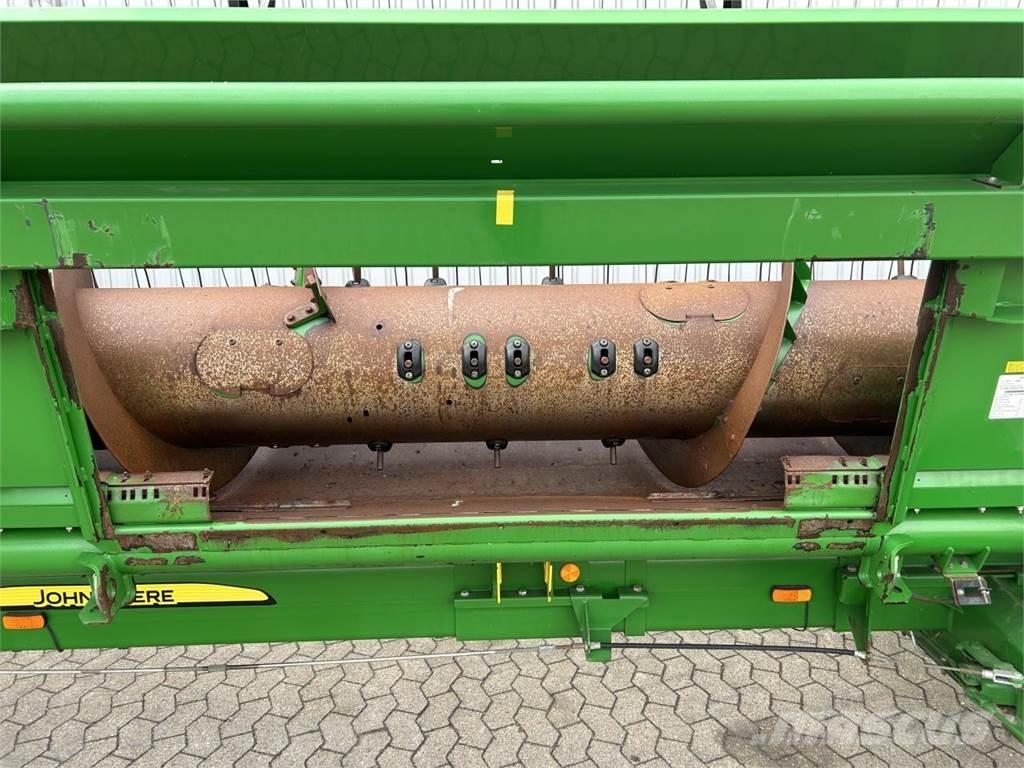 John Deere 635R Kombájn adapterek