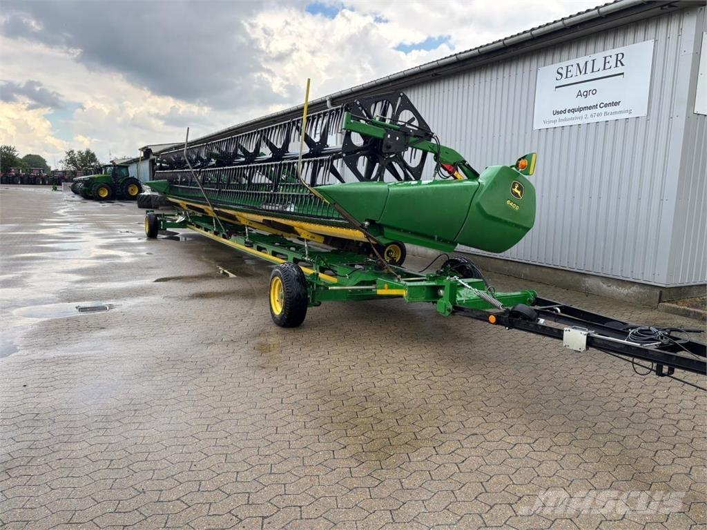 John Deere 640D Kombájn adapterek