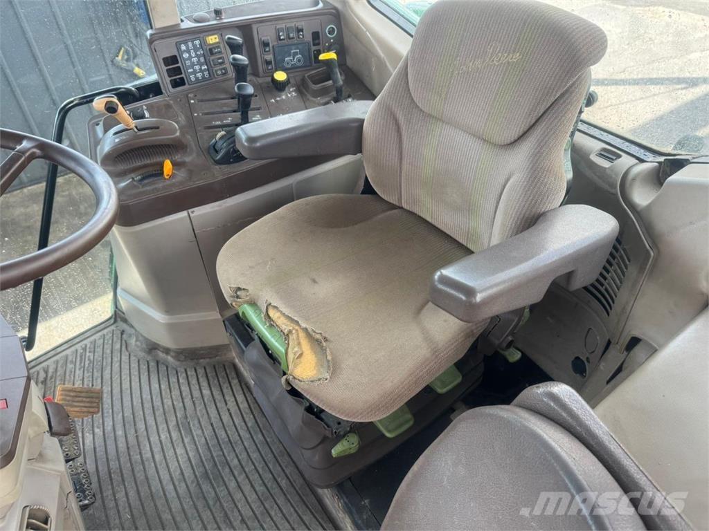 John Deere 6820 Traktorok