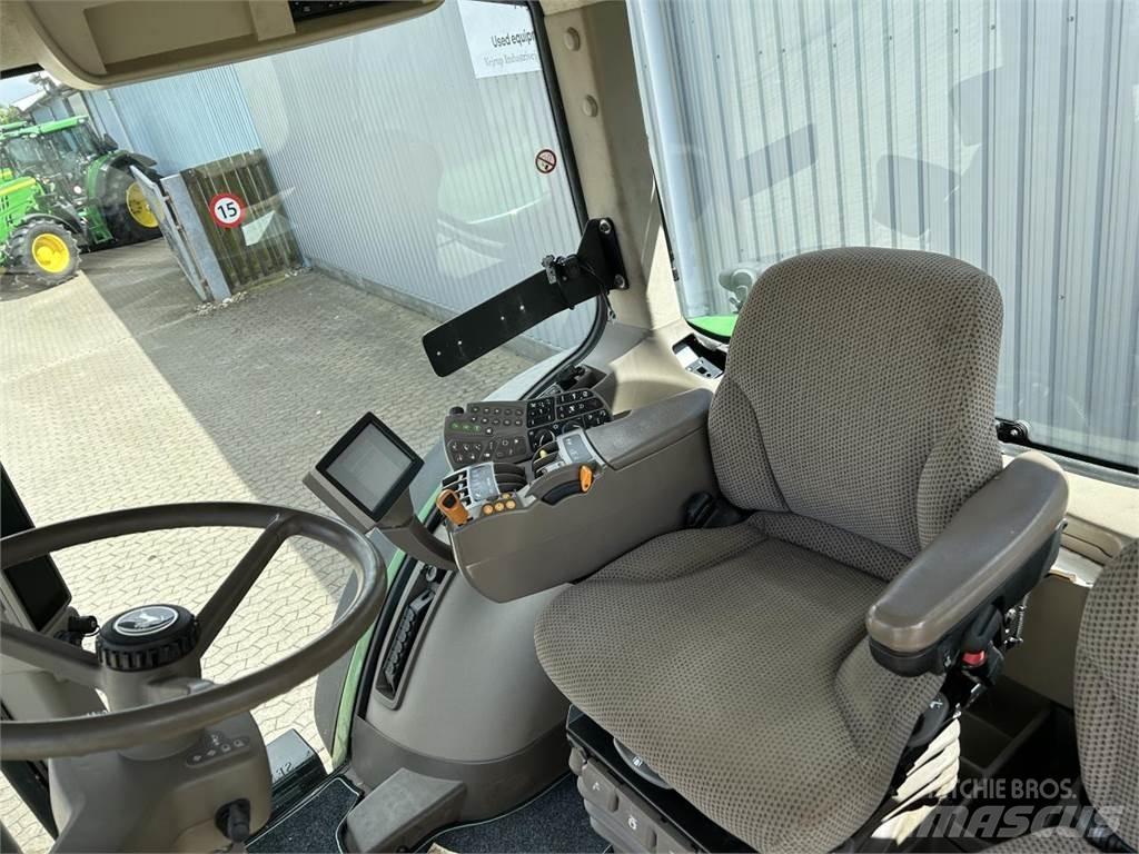 John Deere 7230R Traktorok