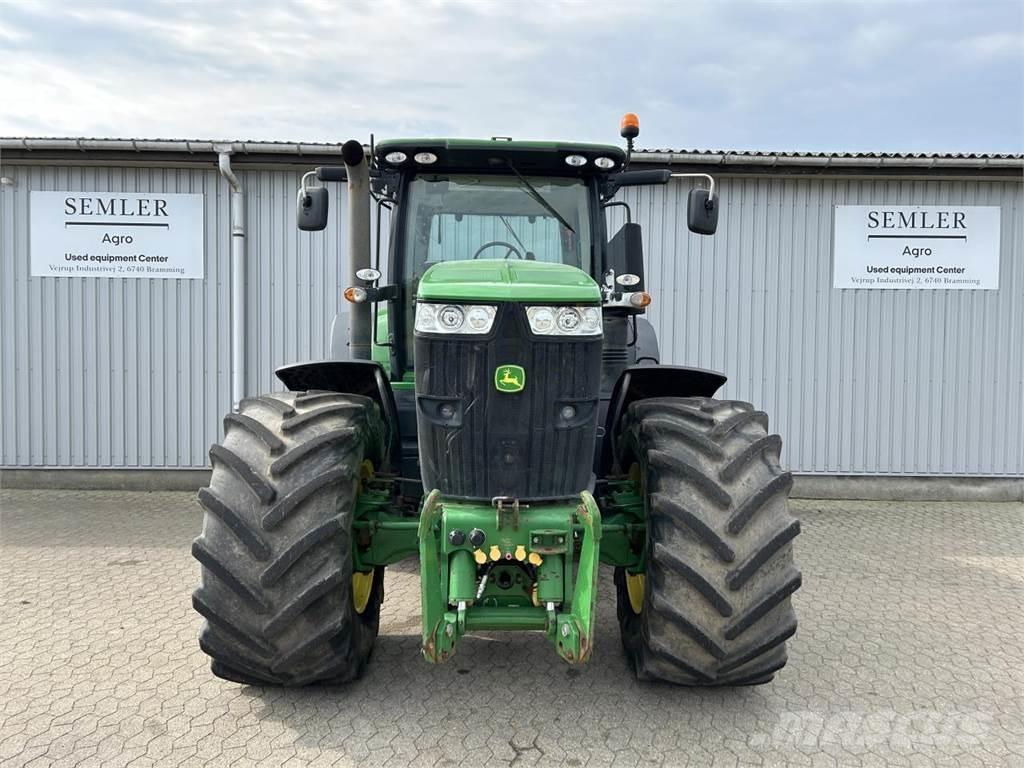 John Deere 7230R Traktorok