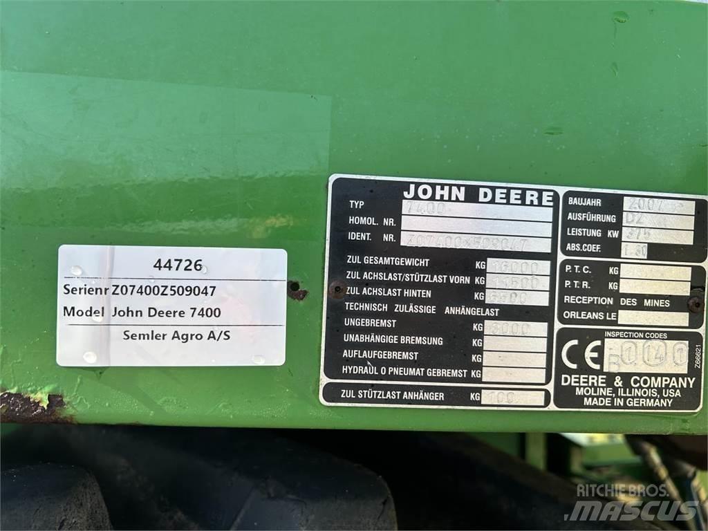 John Deere 7400 Szecskázók