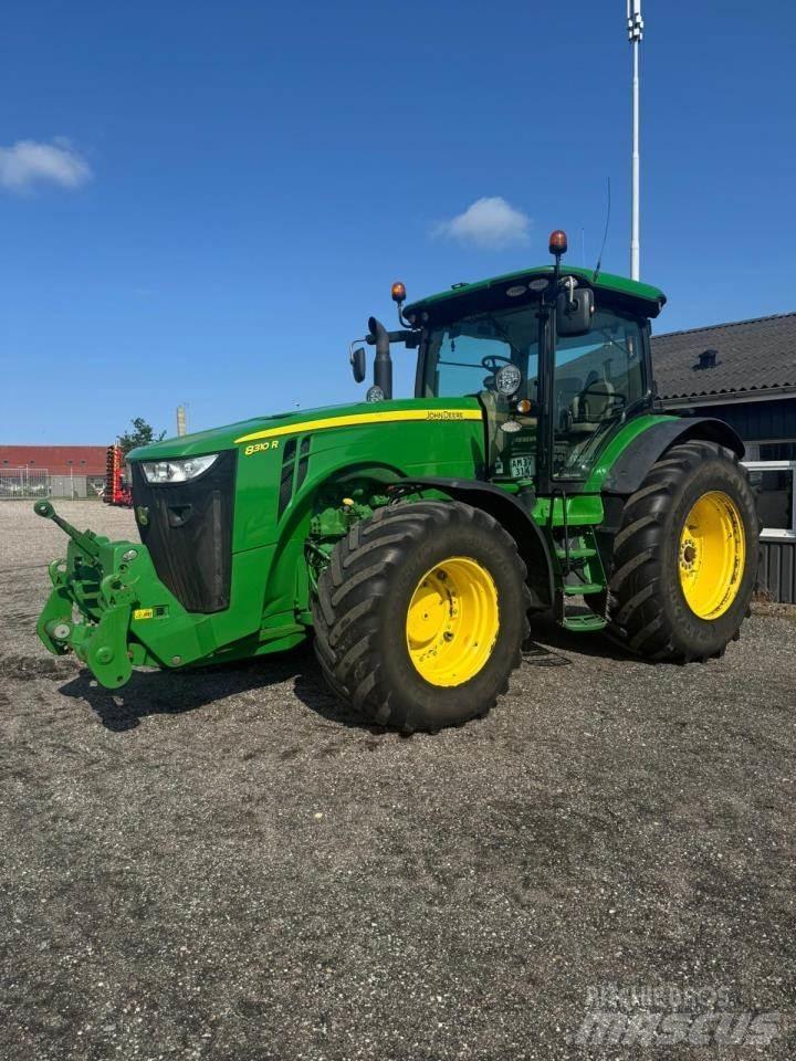 John Deere 8310R Traktorok