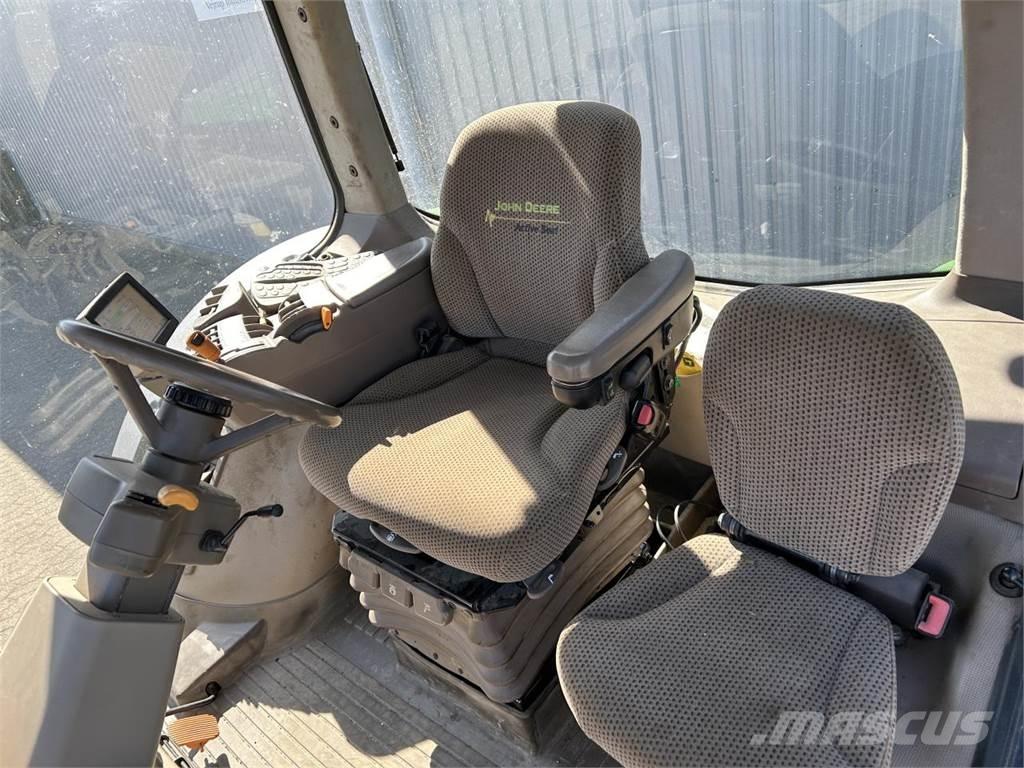 John Deere 8360R Traktorok