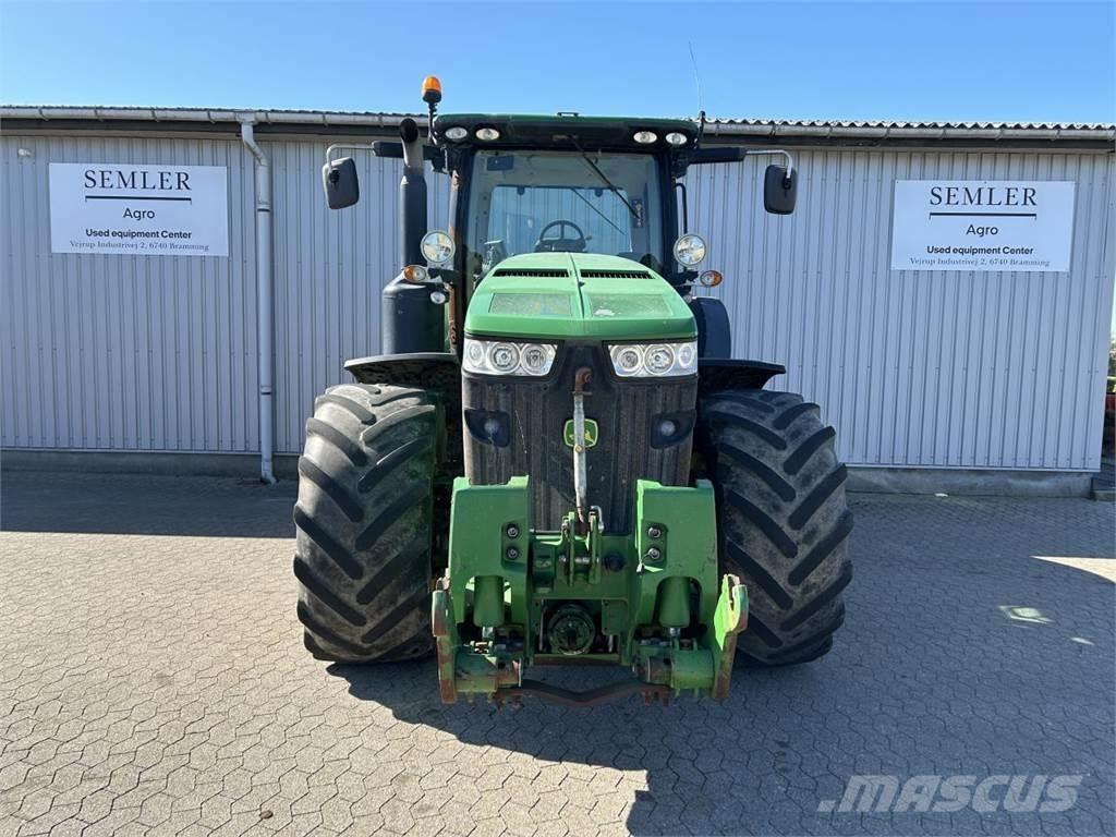 John Deere 8360R Traktorok