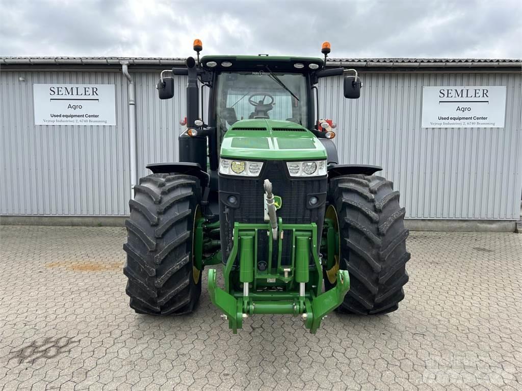 John Deere 8370R Traktorok