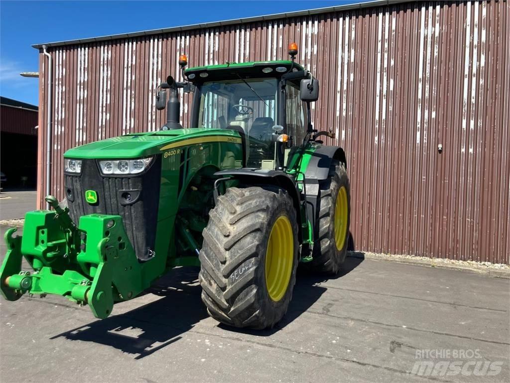 John Deere 8400R Traktorok