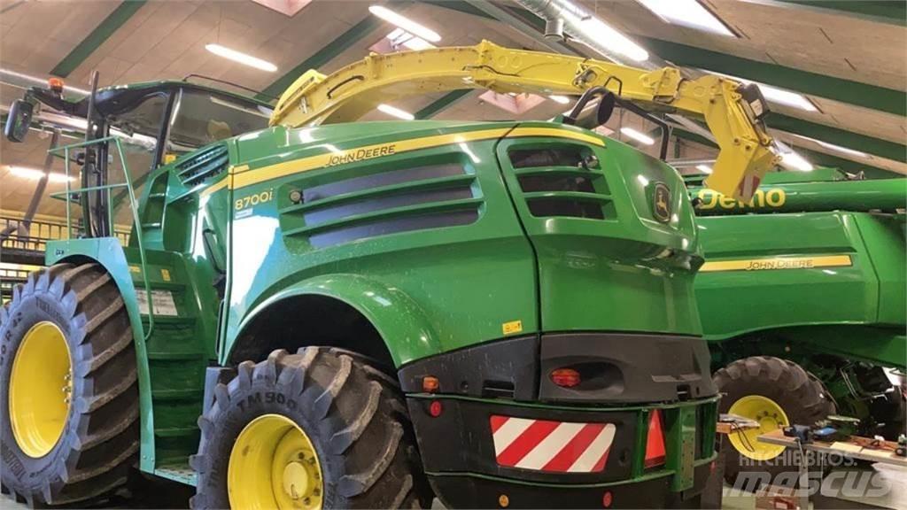 John Deere 8700 Szecskázók