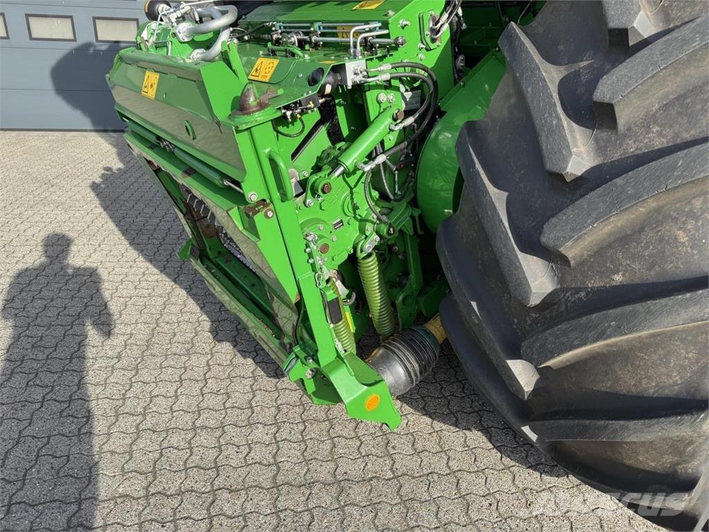 John Deere 9800 Szecskázók