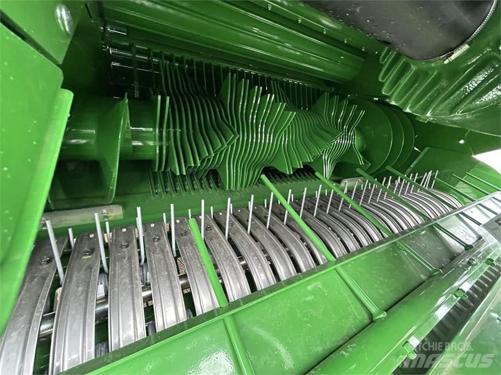 John Deere C441R Körbálázók