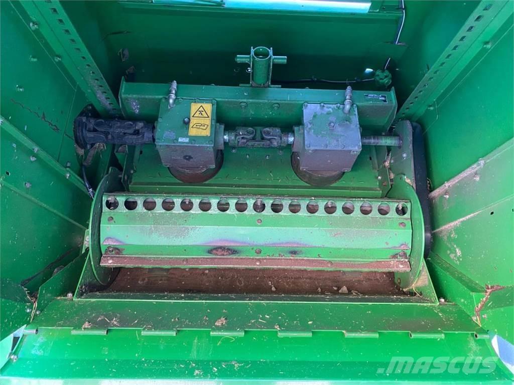 John Deere C670 Kombájnok