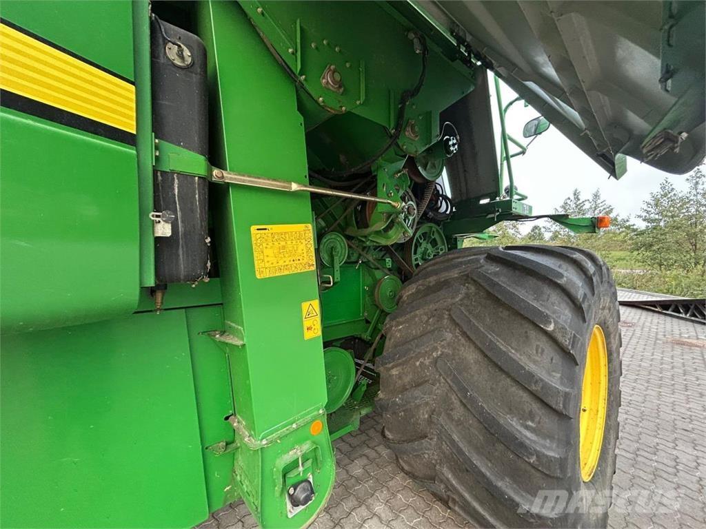 John Deere C670I Kombájnok