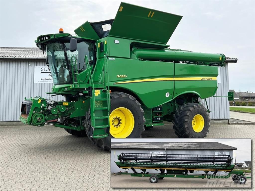 John Deere S685I Kombájnok
