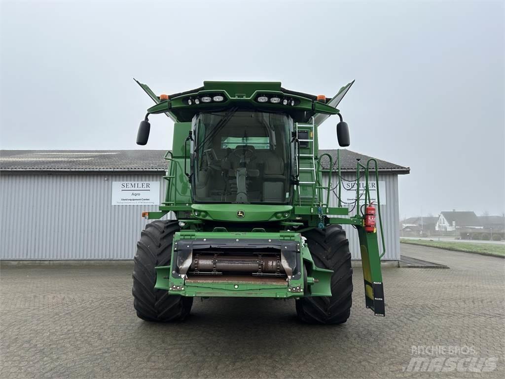 John Deere S690 Kombájnok