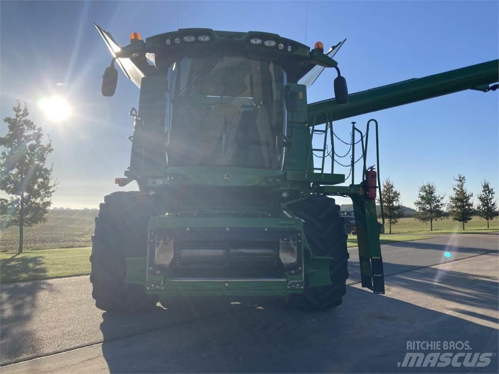 John Deere S690I Kombájnok