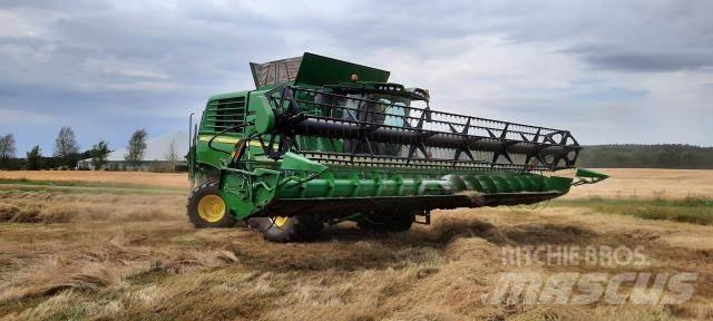 John Deere T660 Kombájnok