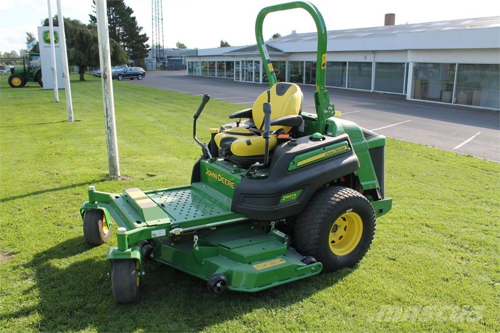 John Deere Z997R Kompakt traktorok