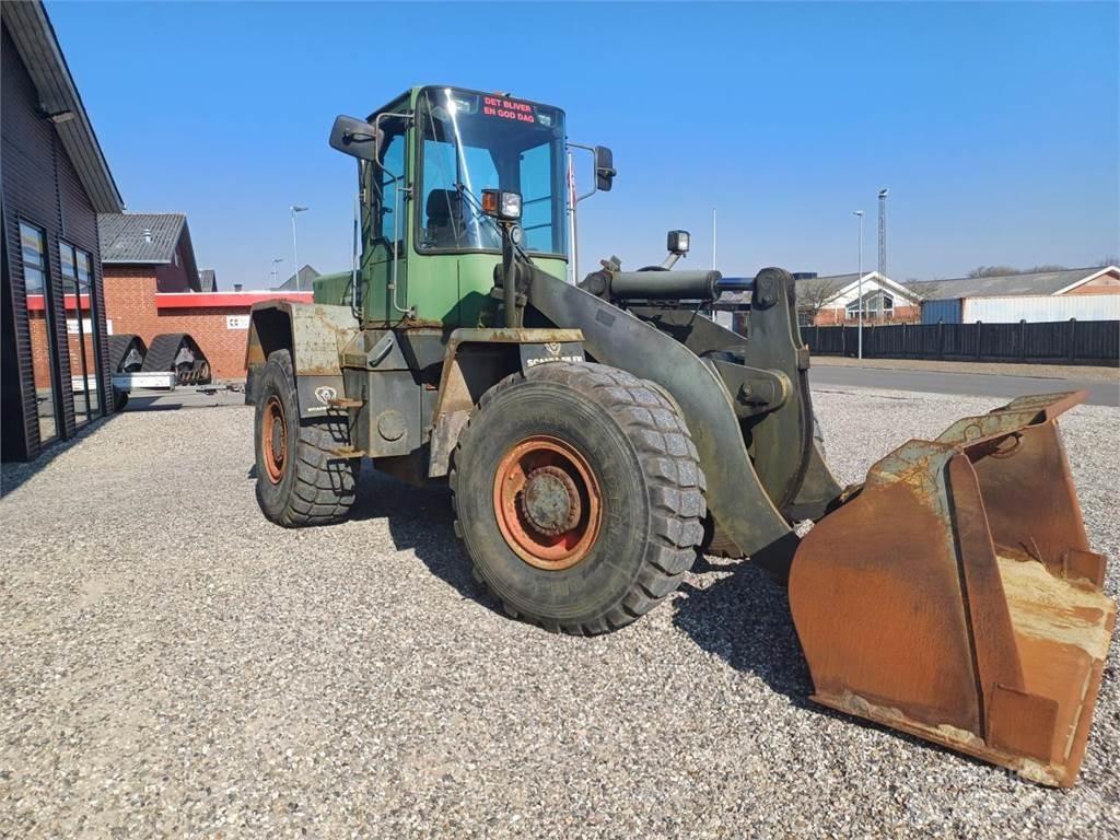 Komatsu WA270 Gumikerekes homlokrakodók