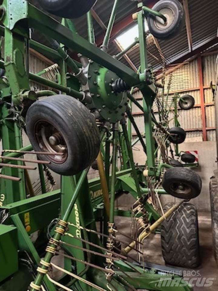 Krone SWADRO 1400 Rendkészítő