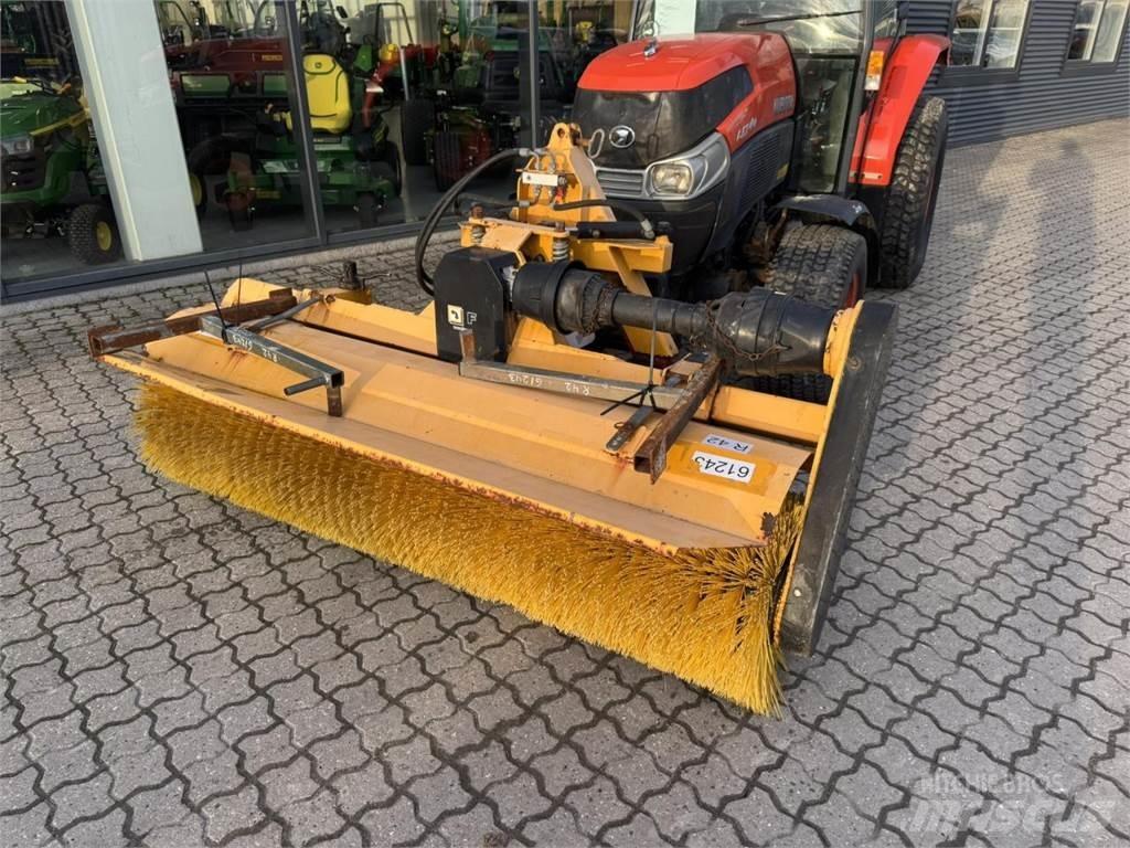 Kubota 5740 Kompakt traktorok