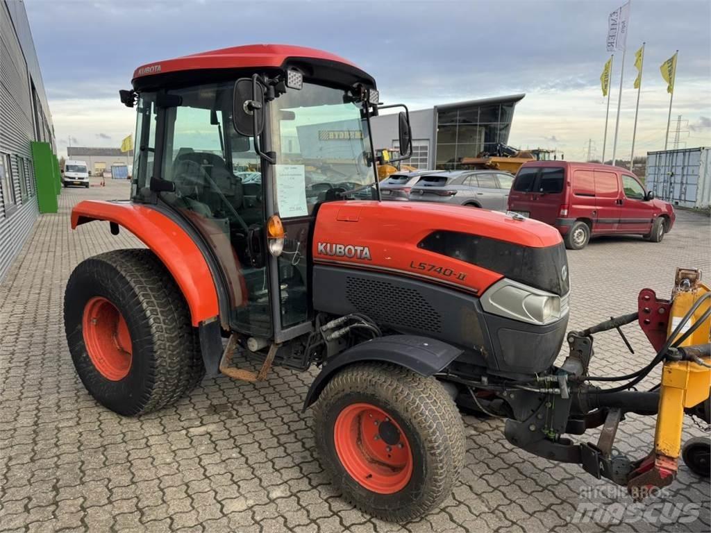 Kubota 5740 Kompakt traktorok
