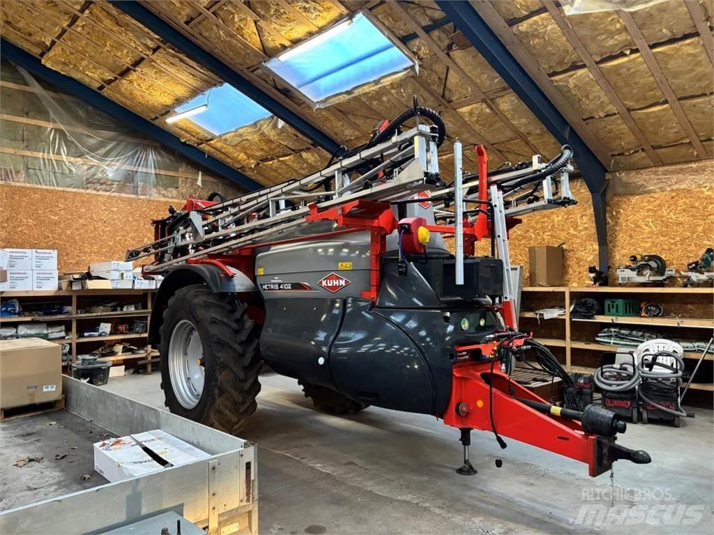 Kuhn METRIS 4102 Vontatott trágyaszórók