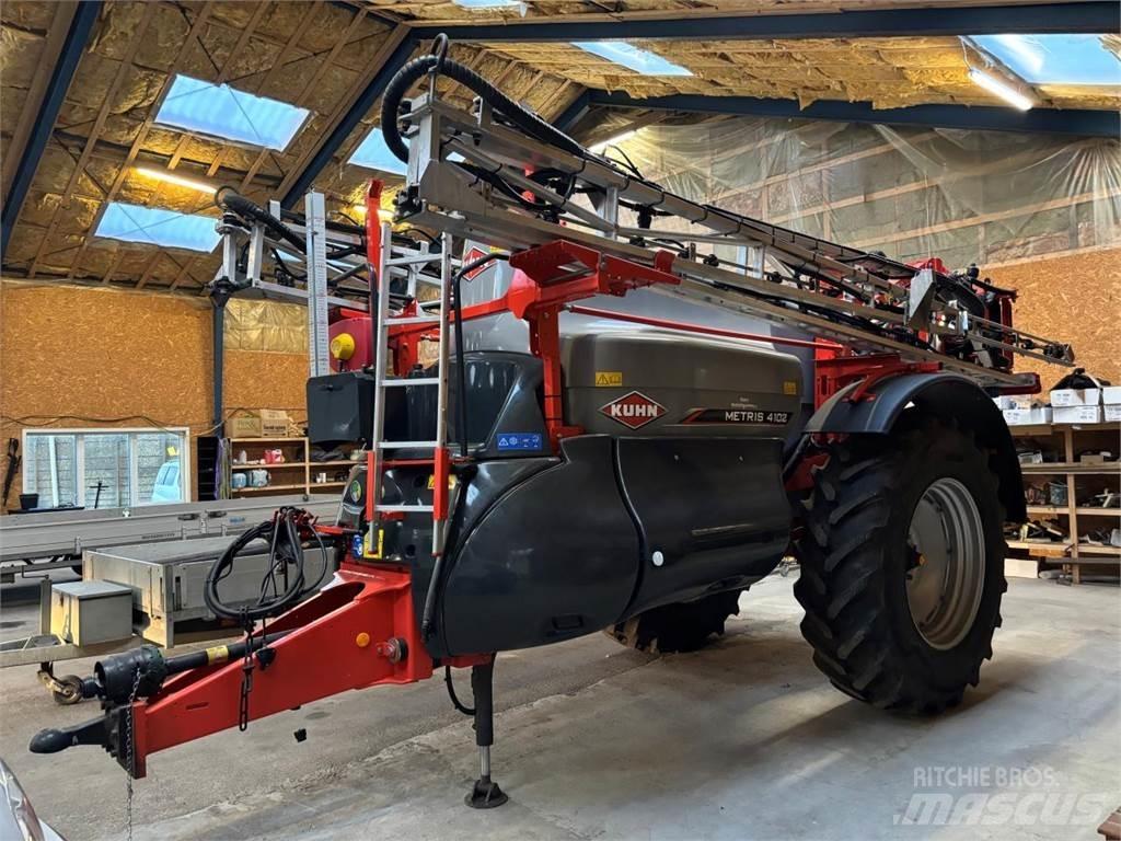 Kuhn METRIS 4102 Vontatott trágyaszórók