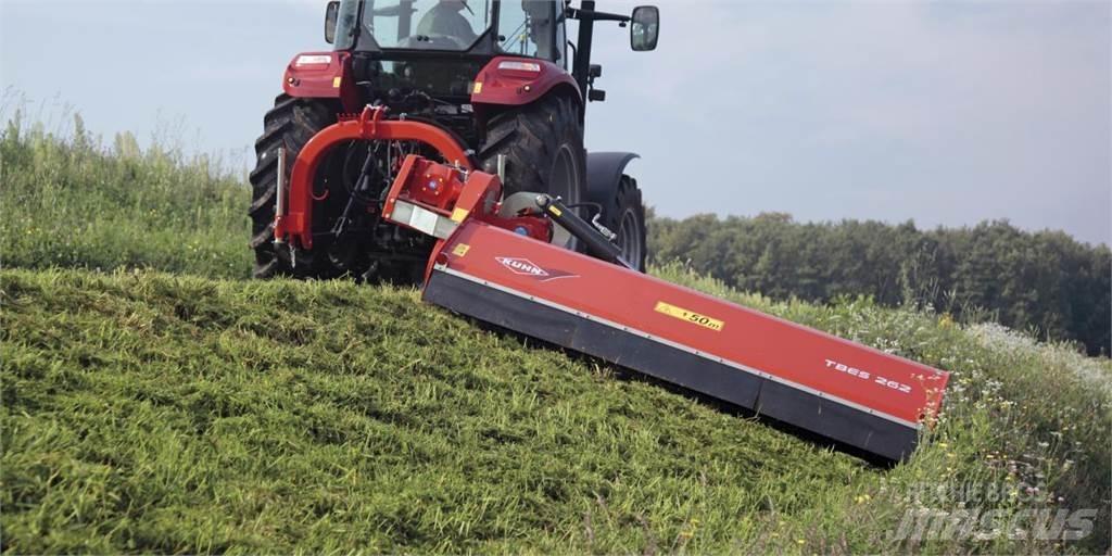 Kuhn TBES262 Kaszák