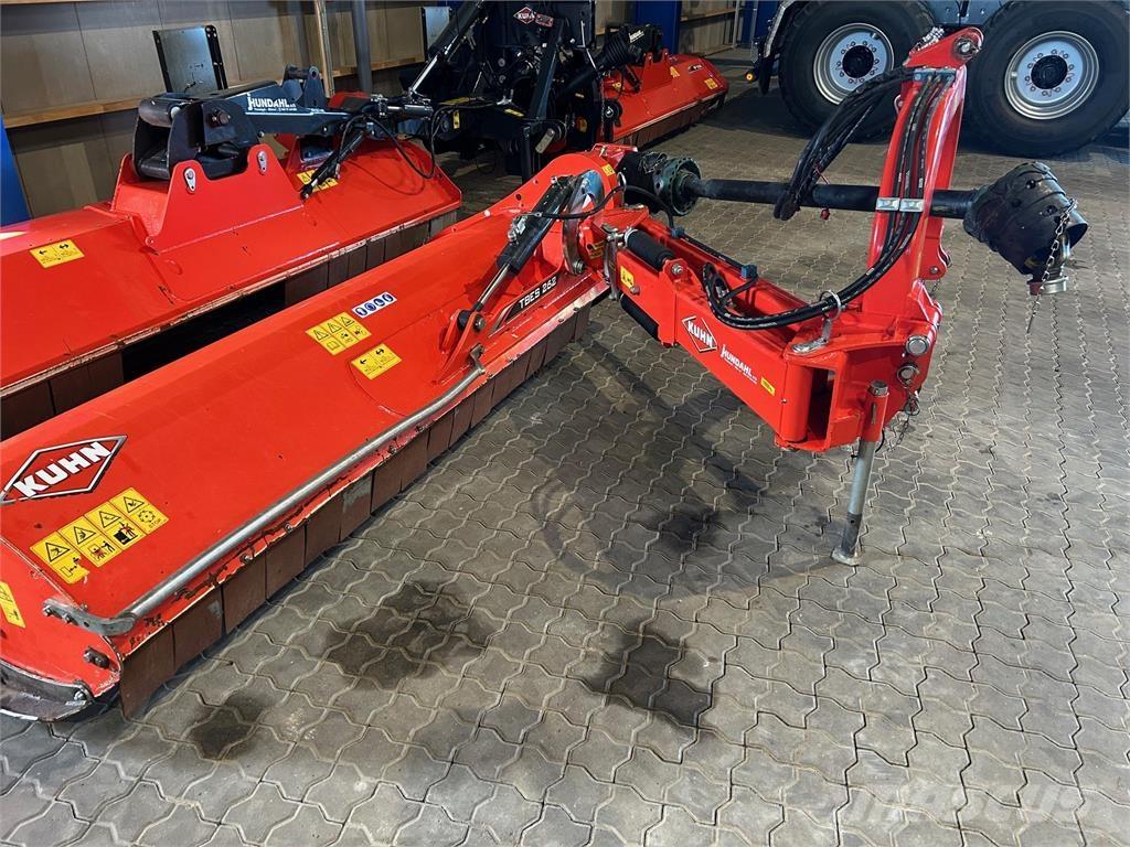 Kuhn TBES262 Kaszák