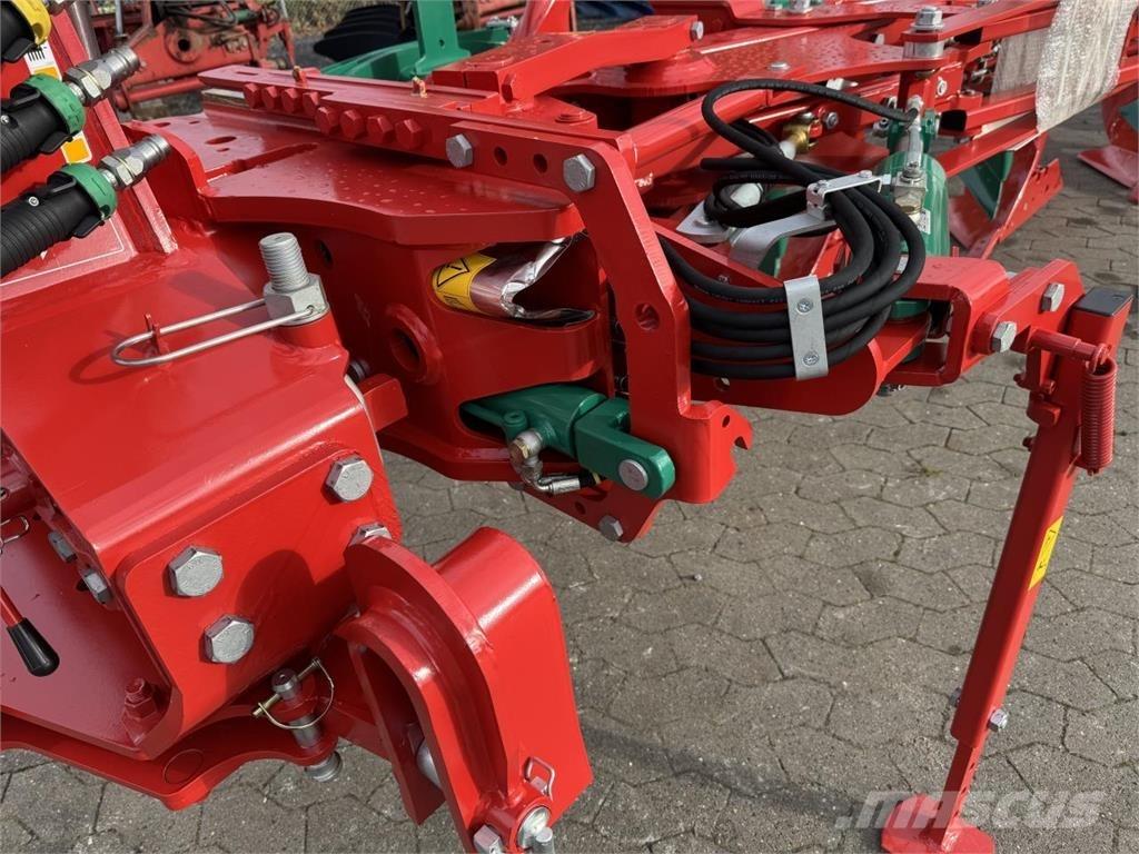 Kverneland 3300S Váltvaforgató ekék