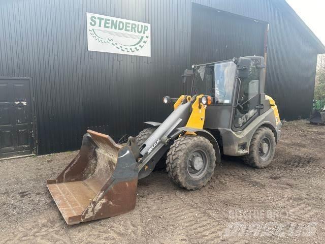 Mecalac AX700 Gumikerekes homlokrakodók