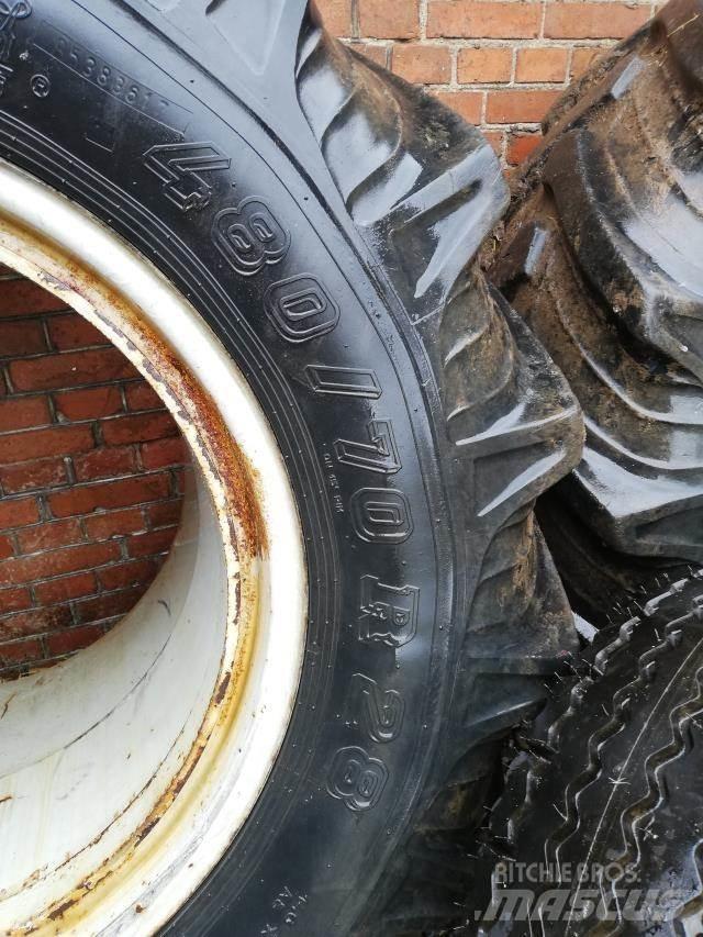 NDI 480/70R28 Gumiabroncsok, kerekek és felnik