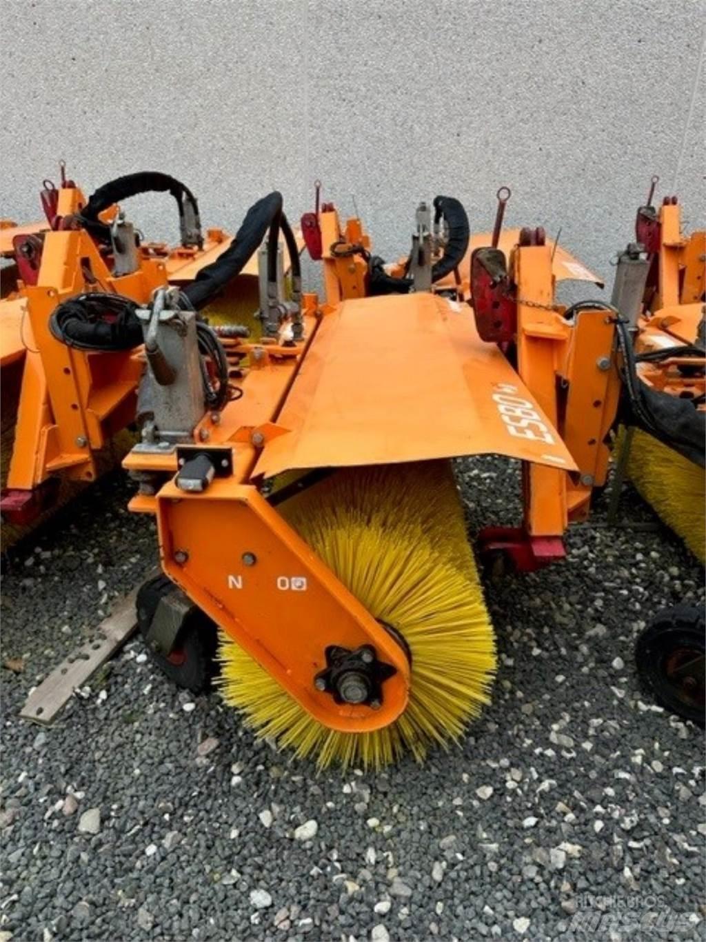 Nesbo HF1600S Úttakarító gépek