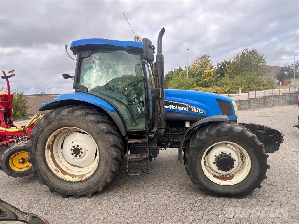 New Holland TS115A Traktorok