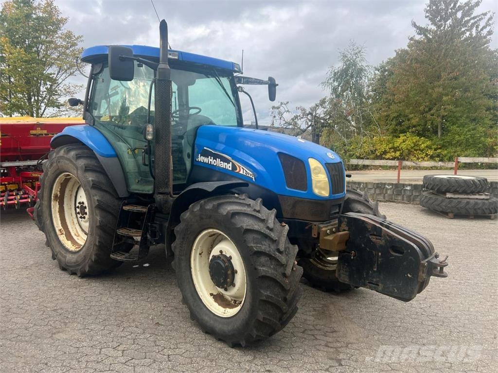 New Holland TS115A Traktorok
