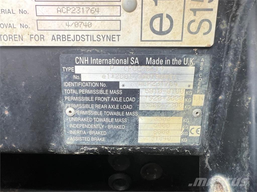 New Holland TS115A Traktorok