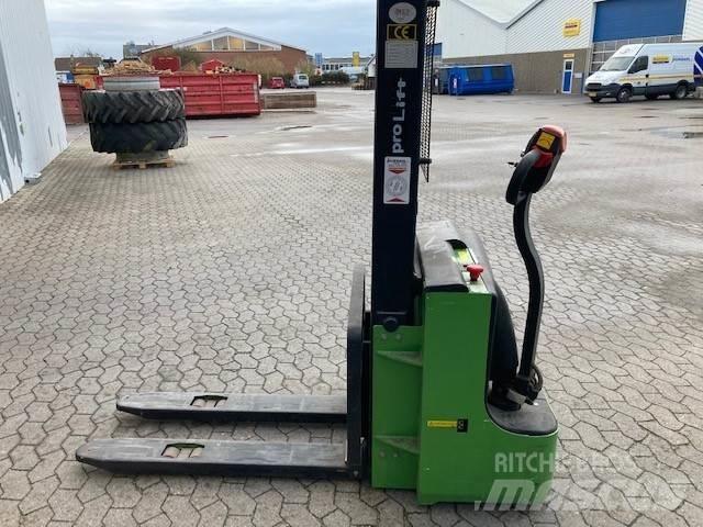  PRO LIFT 1500 Építőipar - Egyebek