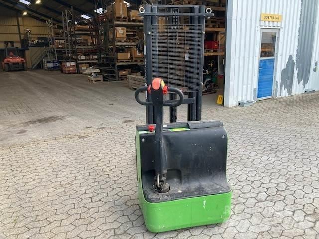  PRO LIFT 1500 Építőipar - Egyebek
