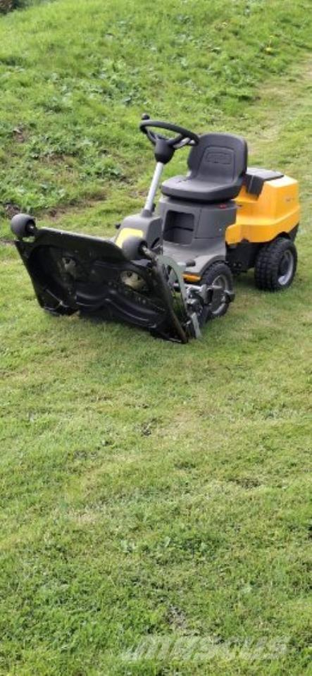 Stiga 320 Kompakt traktorok