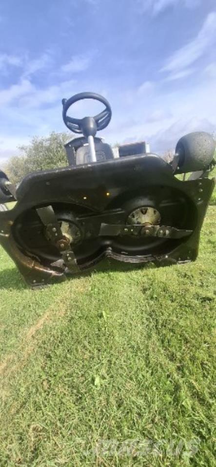 Stiga 320 Kompakt traktorok