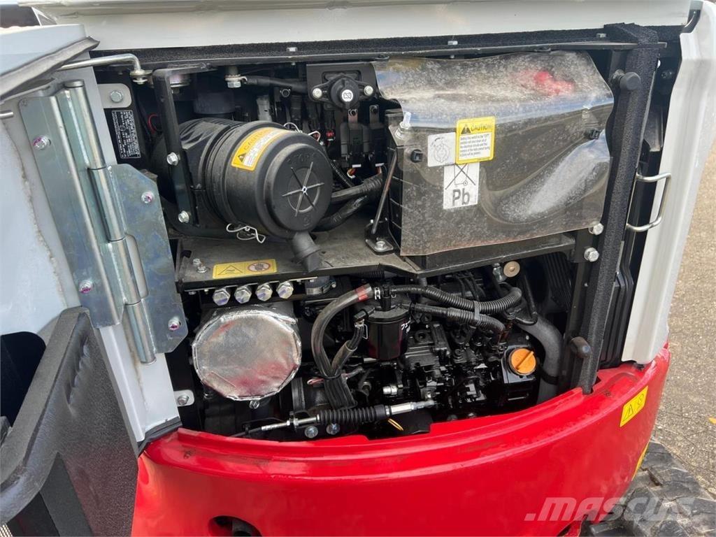 Takeuchi TB325R Mini kotrók < 7t