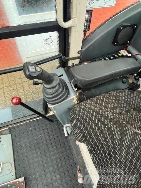 Terex TC29 Mini kotrók < 7t