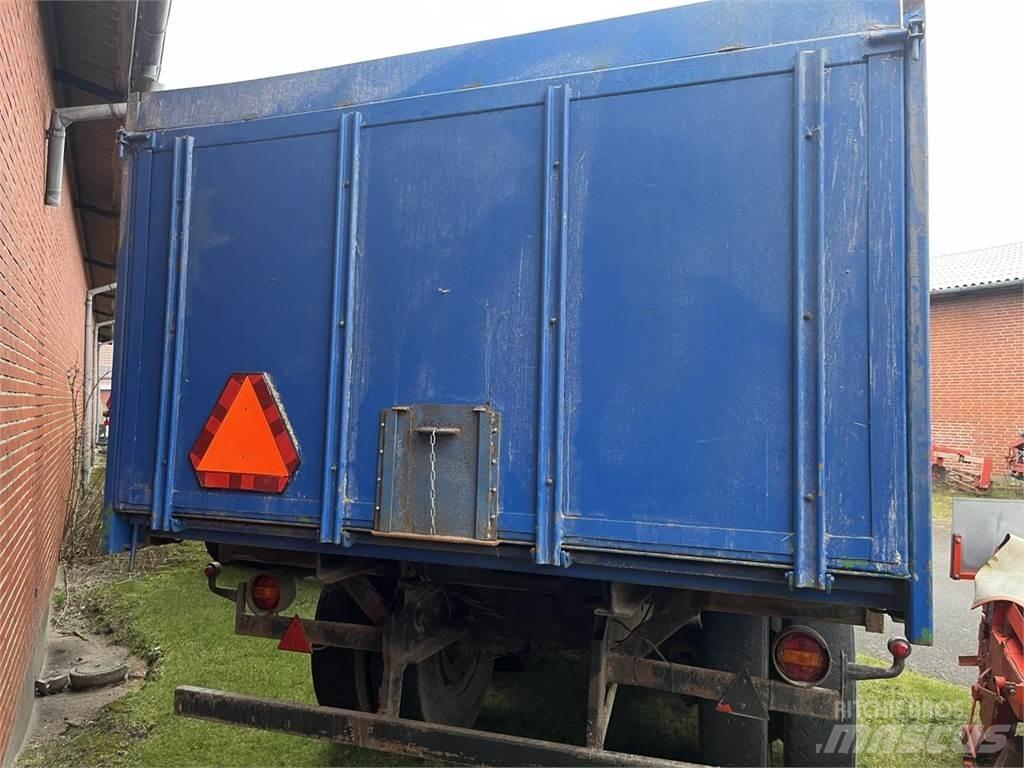  TIPVOGN Billenő Mezőgazdasági pótkocsik