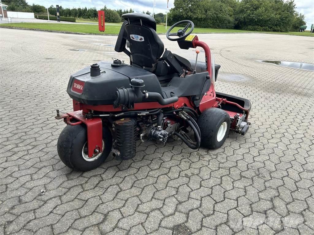 Toro GM3250 Golfpálya karbantartó gépek