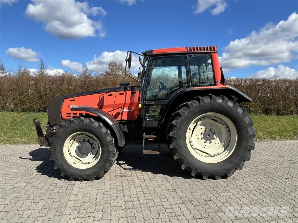 Valtra 8550 Traktorok