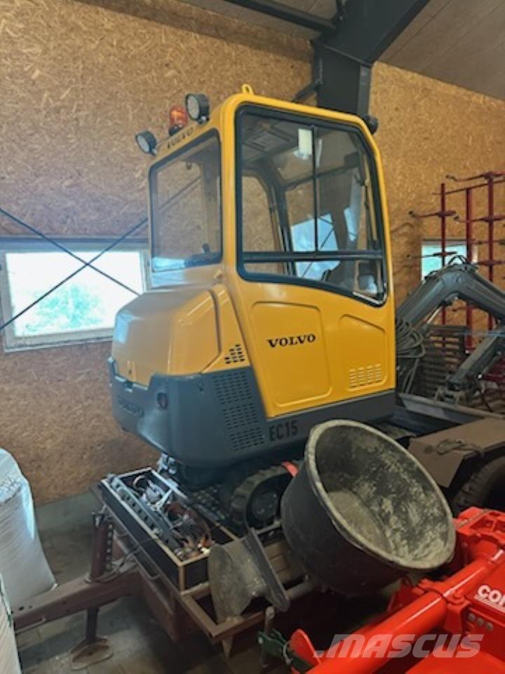 Volvo EC 15 Mini kotrók < 7t
