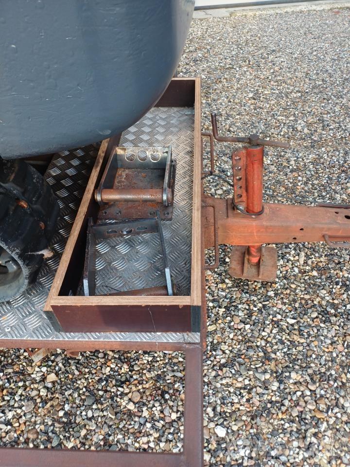 Volvo EC 15 Mini kotrók < 7t