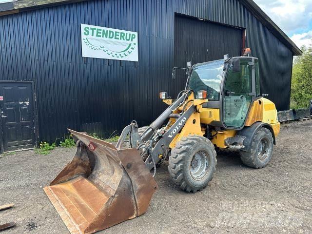 Volvo L25 B Mini homlokrakodók