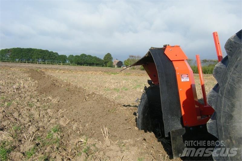  - - -  BOXER AGRI Talajlazító ekék