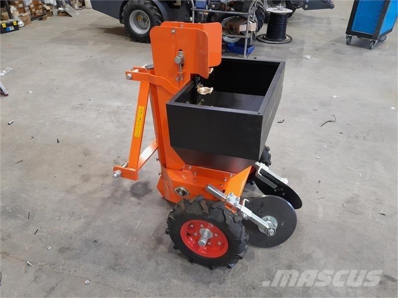  - - - Boxer AGRI Szemenként vetőgépek